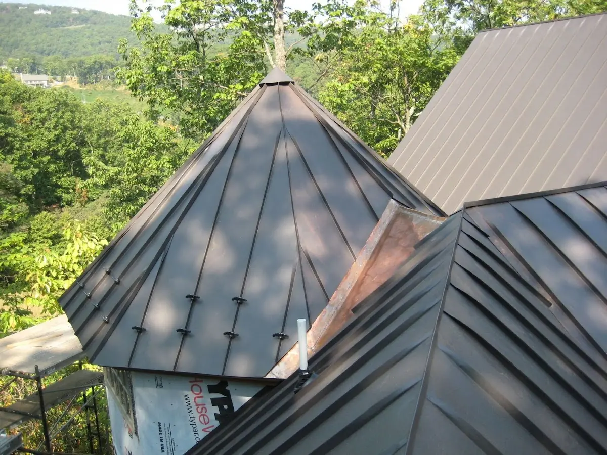 Professional Gutter Cleaning by Craftsman Roofing in Valley Village